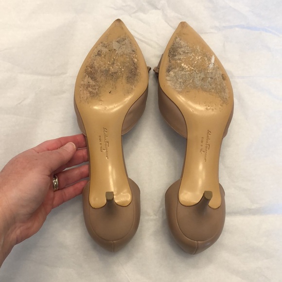🎉Host Pick🎉 Salvatore Ferragamo Rietta d’Orsay Bow Pumps, Size 9. - Picture 12 of 16